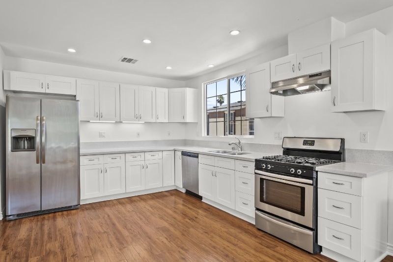 Building Photo - 6712 Cedros Ave