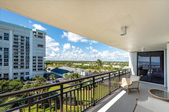 Building Photo - 2800 N Hwy A1A
