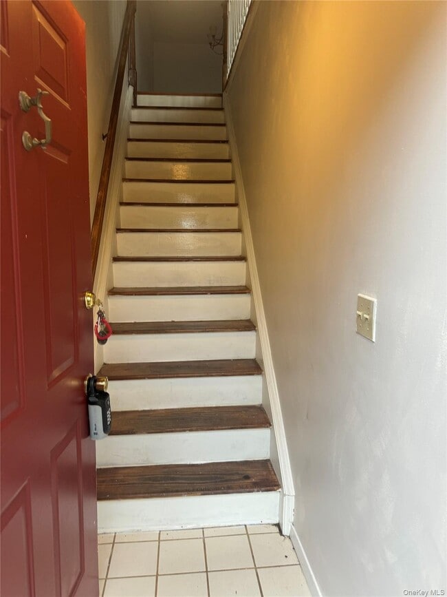 Building Photo - 11 The Rise