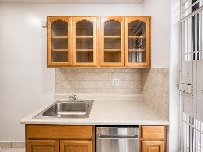 Floorplan - 3135 Broadway