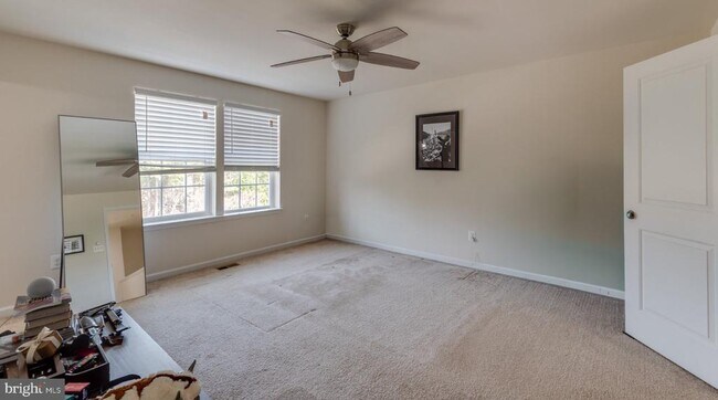 Building Photo - 43688 Winterberry Wy