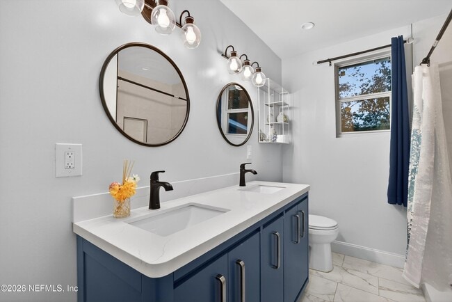 Building Photo - 4719 College St