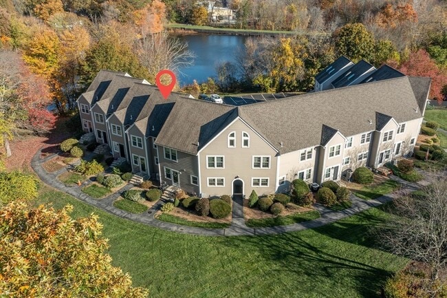 Building Photo - 18 Hovey Pond Dr