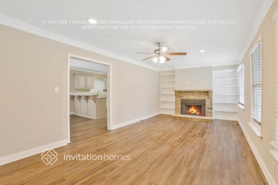 Building Photo - 7216 Pinecrest Dr