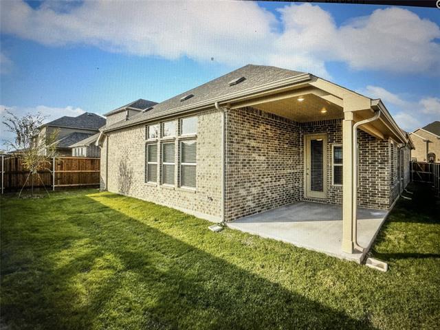 Building Photo - 513 Red Barn Dr