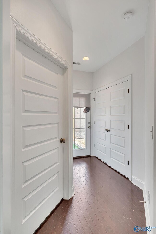 Building Photo - 412 White Petal St SW