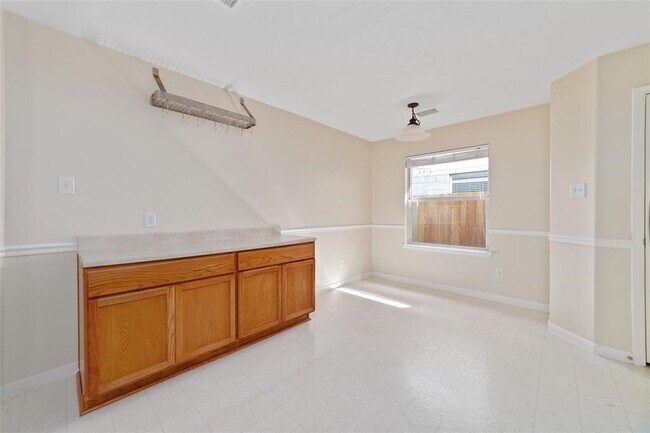 Building Photo - 13618 Trailmeadow Ct