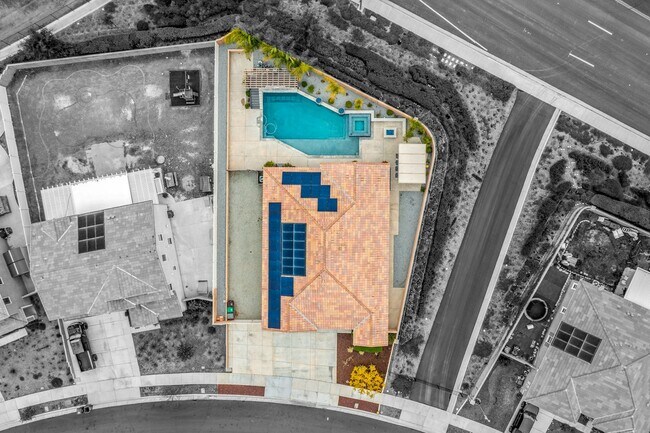 Building Photo - 32847 Bachelor Peak St