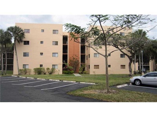 Building Photo - 8700 SW 133rd Avenue Rd