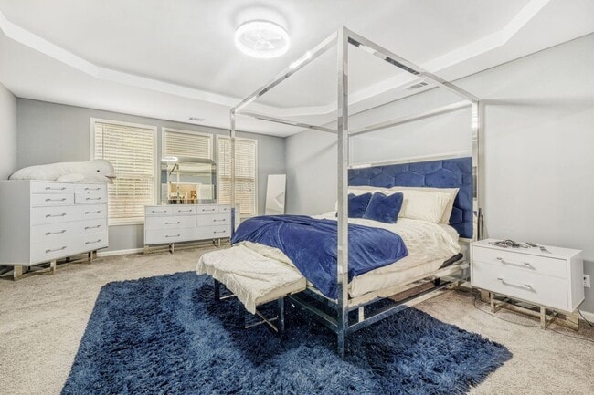 Building Photo - Turnkey Furnished 5BR Home – Ideal for Corporate Relocation & Temporary Housing