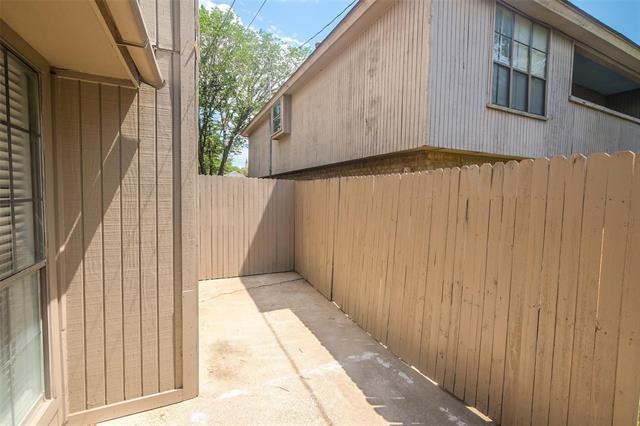 Building Photo - 5439 Pershing Ave