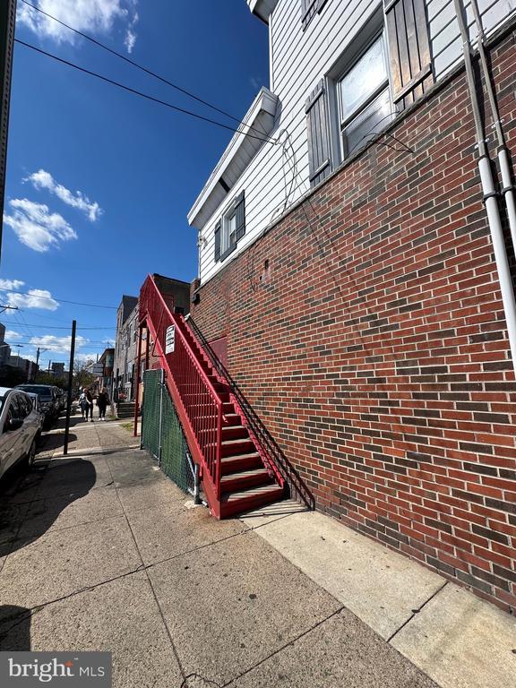Building Photo - 1846 S 12th St