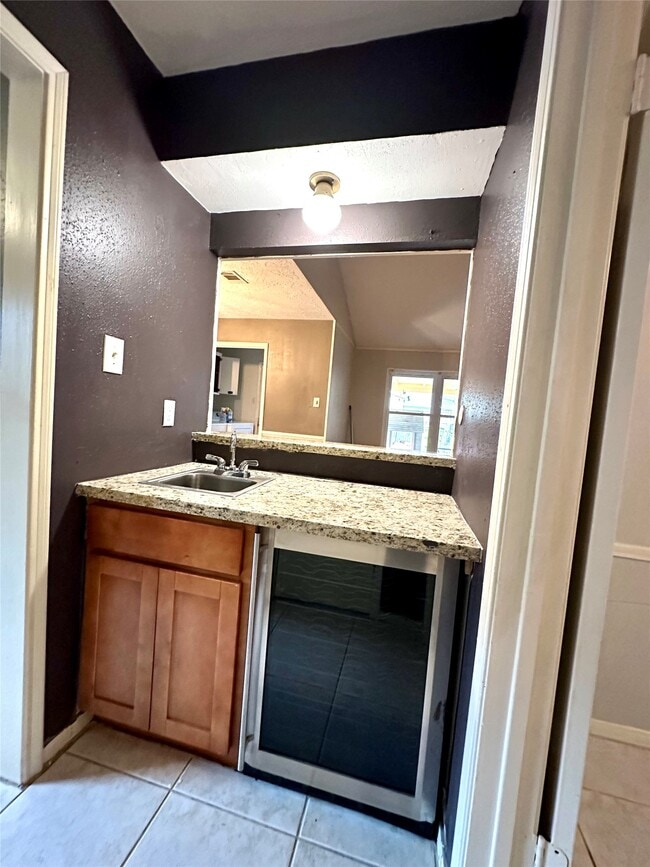 Building Photo - 3238 Cherry Springs Dr