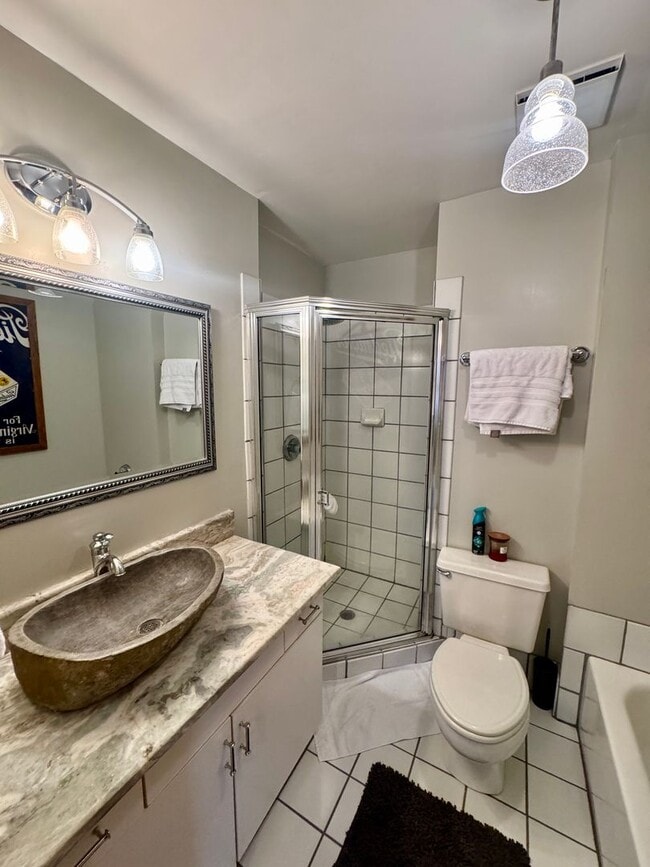 Building Photo - Stunning Fully Furnished Loft in the Heart of Norfolk