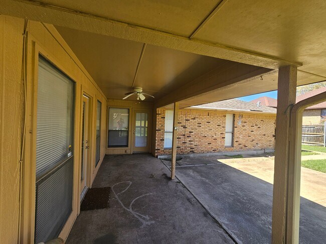 Building Photo - 1340 Grand Teton Dr