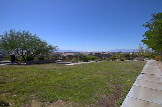 Building Photo - 2201 Radiant Horizon Ave