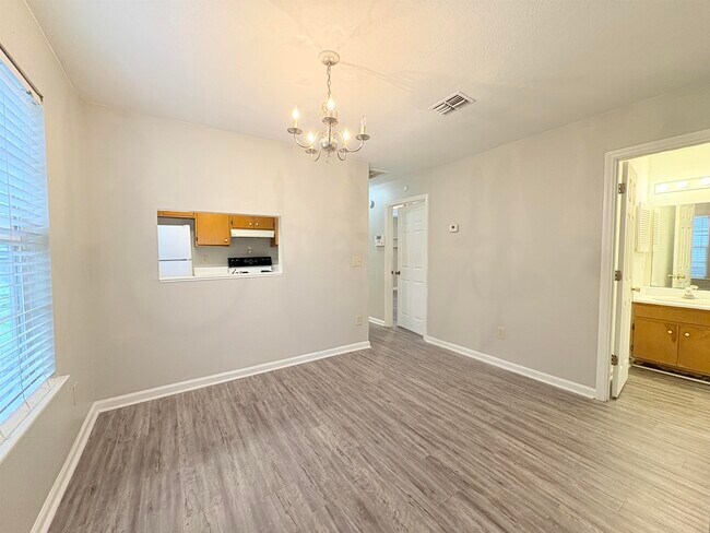 Building Photo - 3910 Gaffney Loop