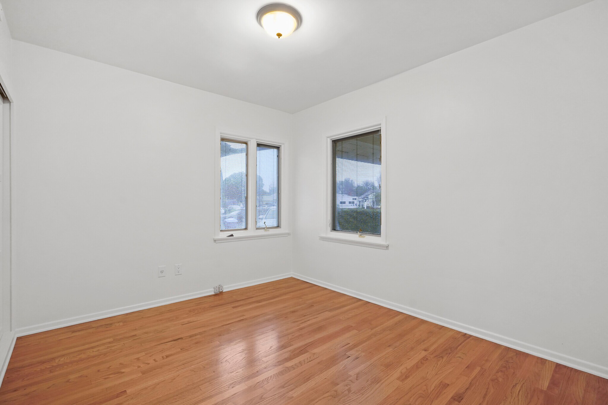 Building Photo - 7335 Donna Ave