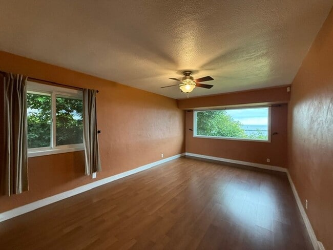 Building Photo - 91251 Cape Arago Hwy
