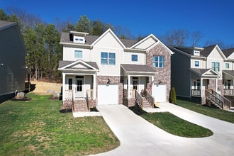 Building Photo - 385 Hungry Hollow Rd SE