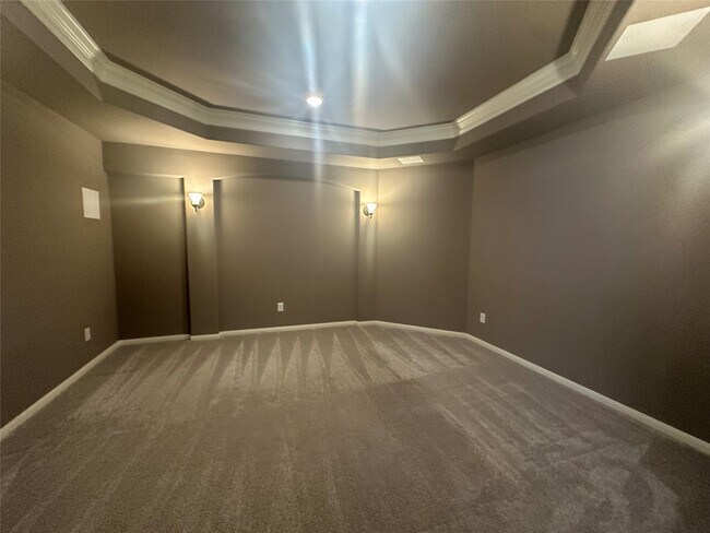 Building Photo - 14514 Fall Creek View Dr