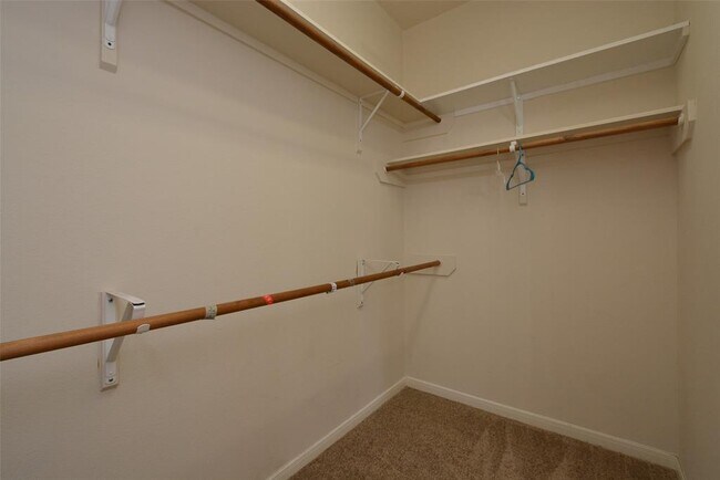 Building Photo - 2931 Sunbird Dr