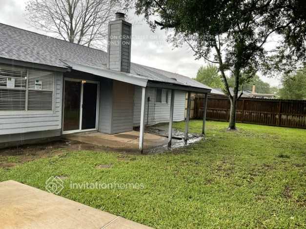 Building Photo - 2902 Early Turn Dr