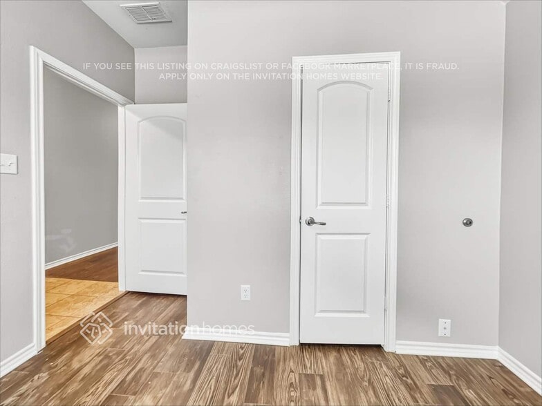 Building Photo - 413 Windridge Dr