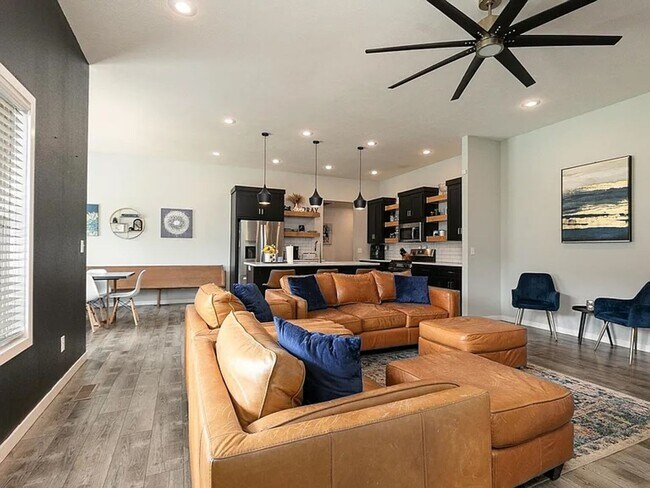 Building Photo - Your Dream Home Just Hit the Market – Don’t Miss Out!