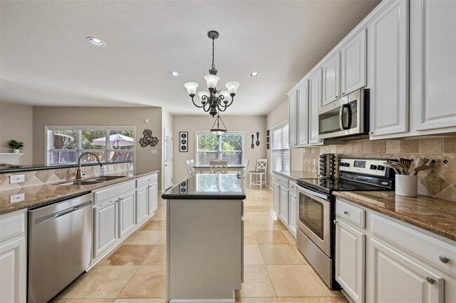 Building Photo - 2500 White Stallion Way