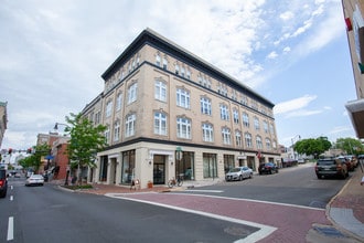 Building Photo - Keezell Building
