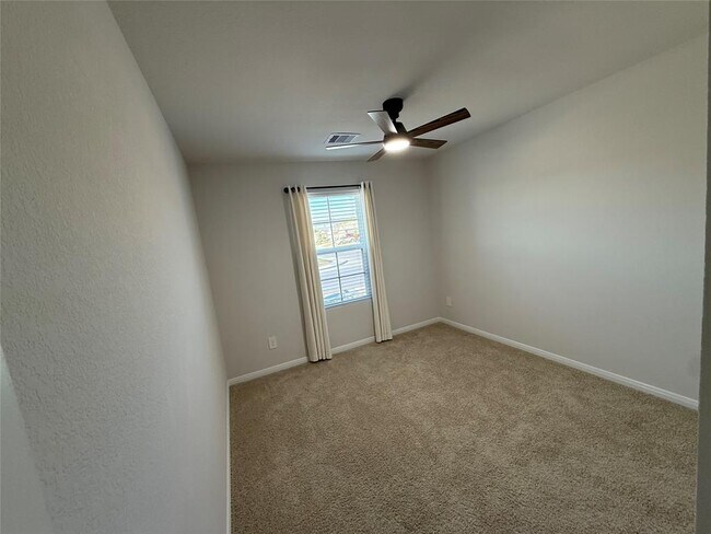 Building Photo - 300 Belmont Pl