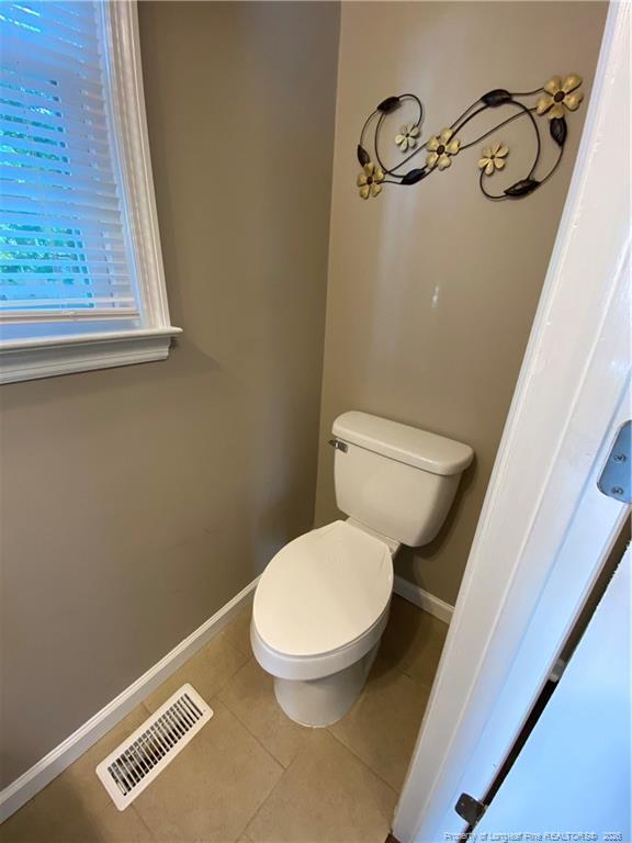 Building Photo - 1212 Butterwood Cir