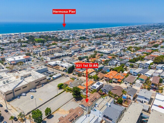 Building Photo - LUXURIOUS-CONTEMPORARY TOWNHOUSE W/ AMAZIN...