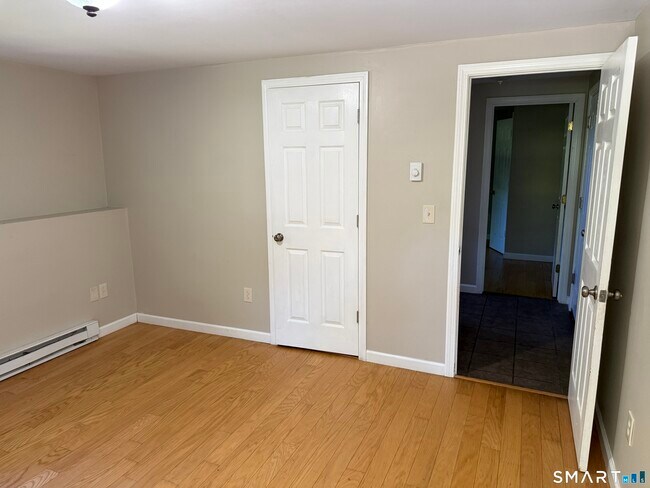 Building Photo - 308 Noank Ledyard Rd