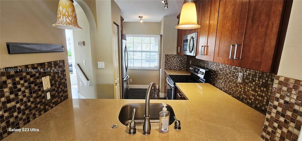 Building Photo - 14273 SW 121st Pl