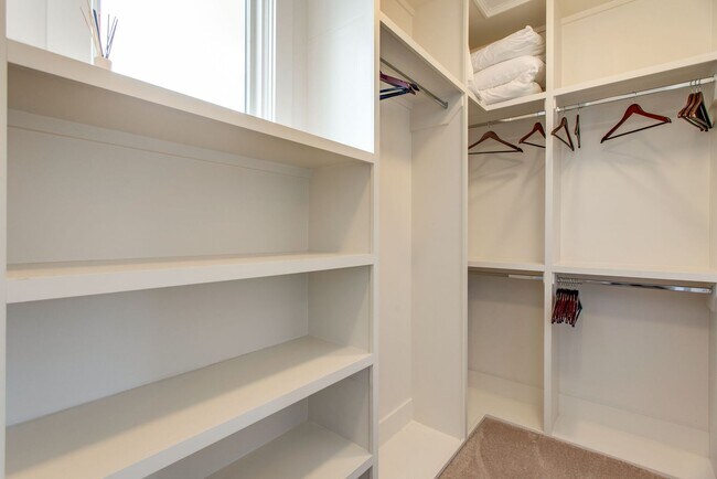 Building Photo - 315A S 17th St