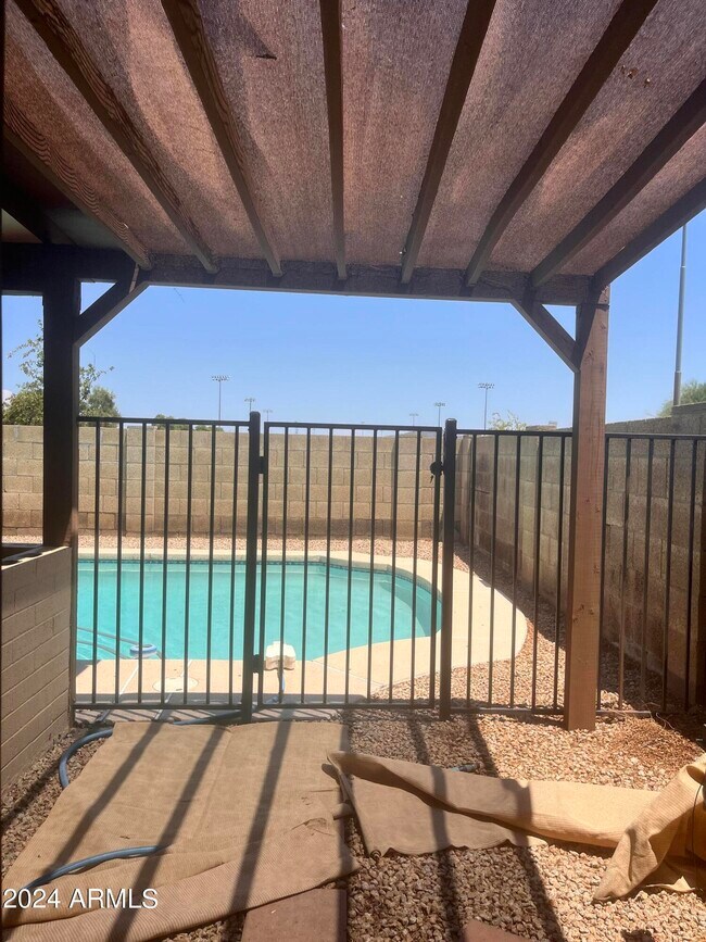 Building Photo - 13037 N 51st Dr