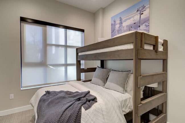 Building Photo - 110 W Beall St