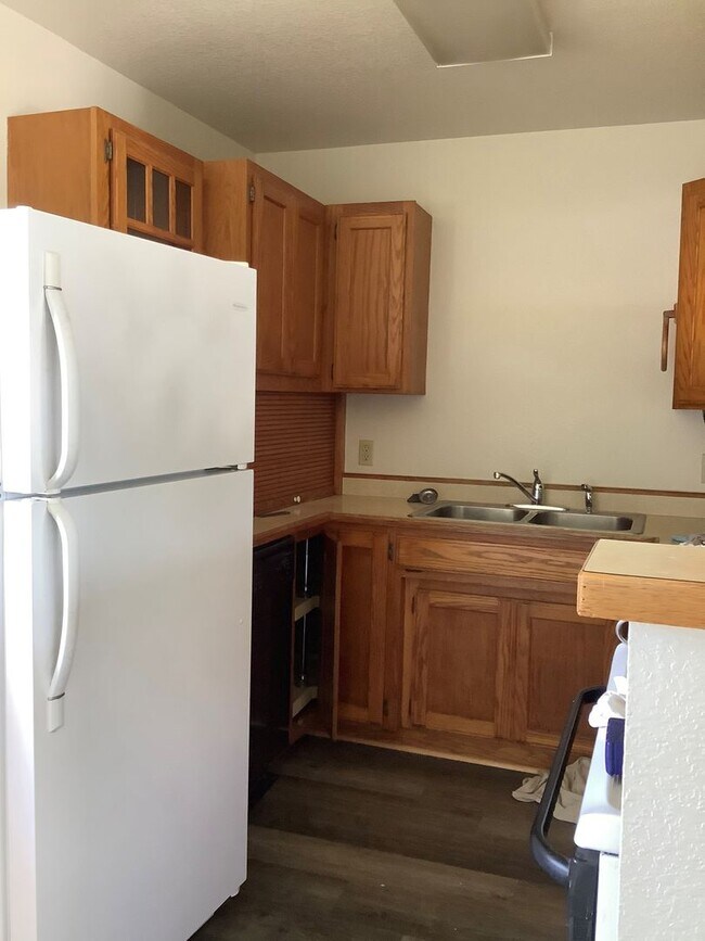 Building Photo - 0402