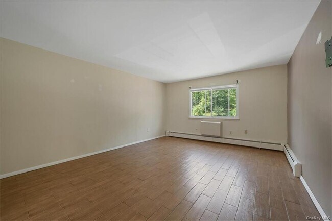 Building Photo - 24 Tanager Rd