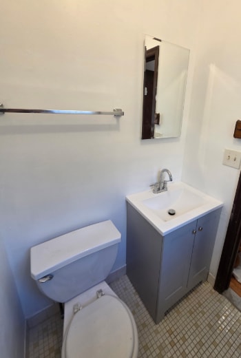 Building Photo - 203 Sumner Ave