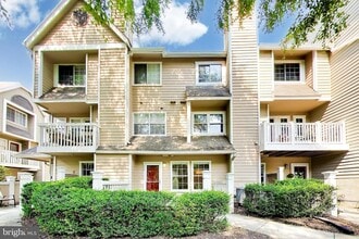 Building Photo - 10823 Hampton Mill Terrace