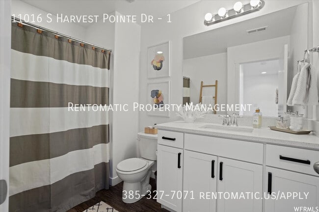 Building Photo - 11016 Harvest Pointe Dr