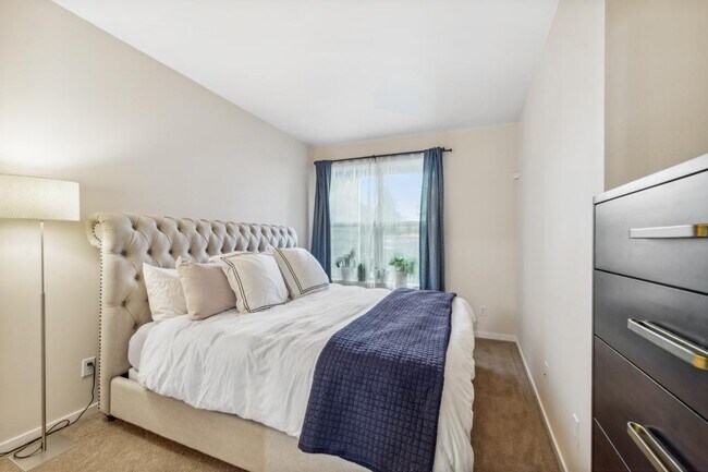 Building Photo - Frazer Court Condominiums - 1 bedroom