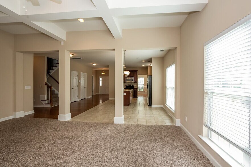 Building Photo - 1710 Jekyll Ln