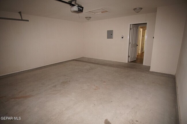 Building Photo - 10692 Canyon Sage Dr