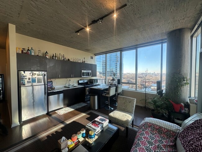 Building Photo - 1345 S Wabash Ave