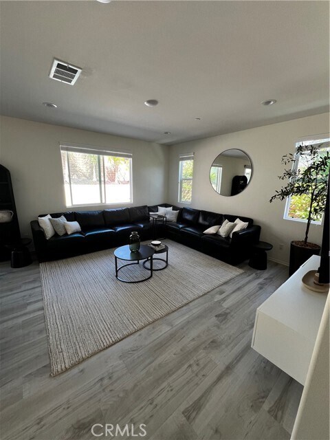 Building Photo - 24346 Sundrop Dr