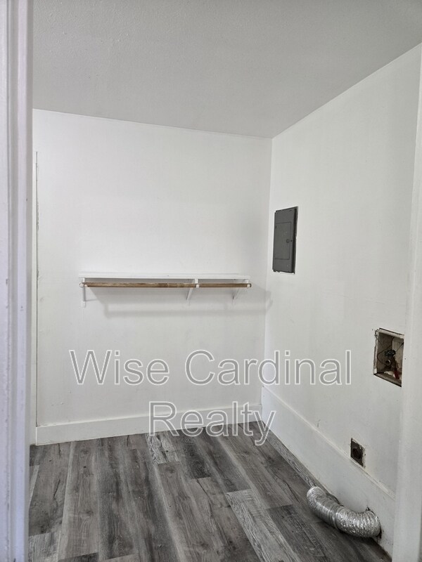 Building Photo - 1612 68th St